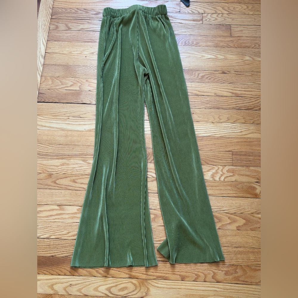 Green ribbed satin pants